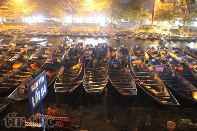 Phân luồng từ xa giảm ùn tắc các tuyến đường vào chùa Hương ảnh 5